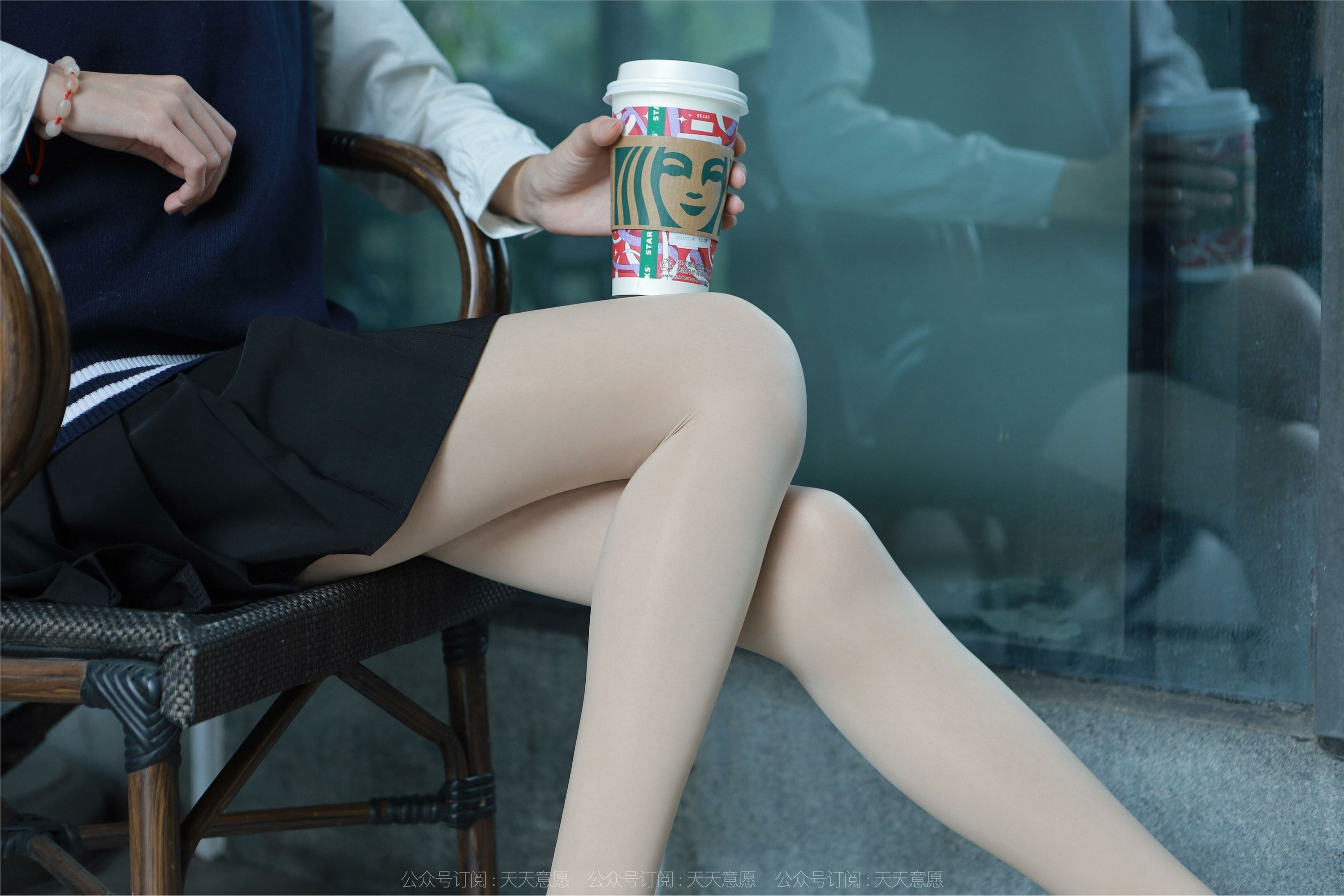 IESS异思趣向  2022.01.10 丝享家985：团团《纯玉学苑装》